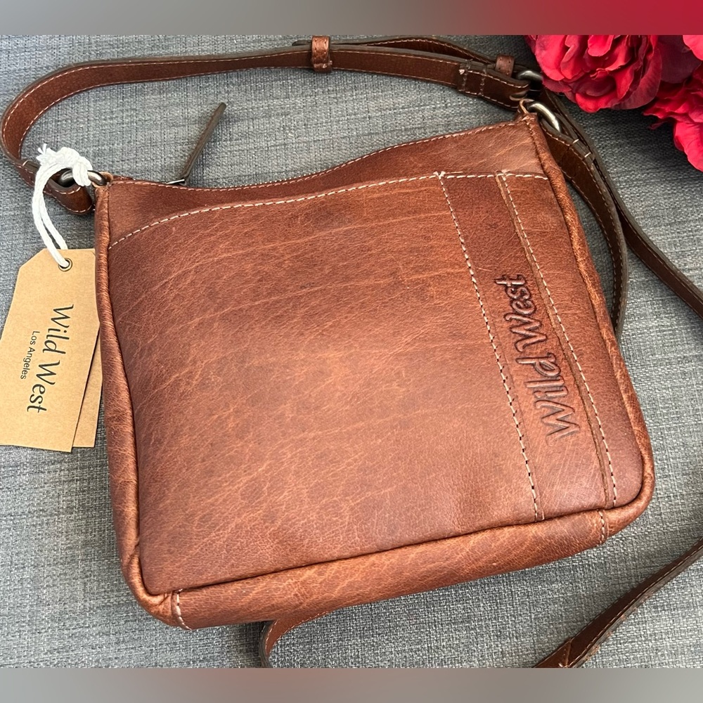 NWT WILD WEST LEATHER SMALL CROSSBODY SHOULDER BAG